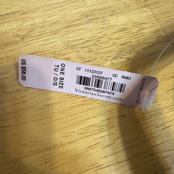 Victoria's Secret Tote Bag Canvas Red Studded‎ Tassels Fringe Getaway Large - Picture 4 of 15